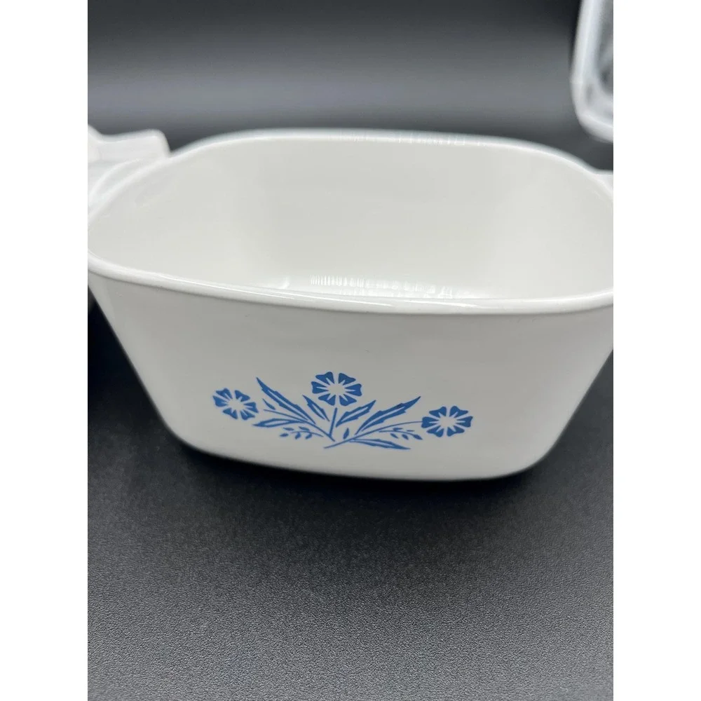 Vintage Corningware Cornflower Baking Dishes: 2-Piece Set